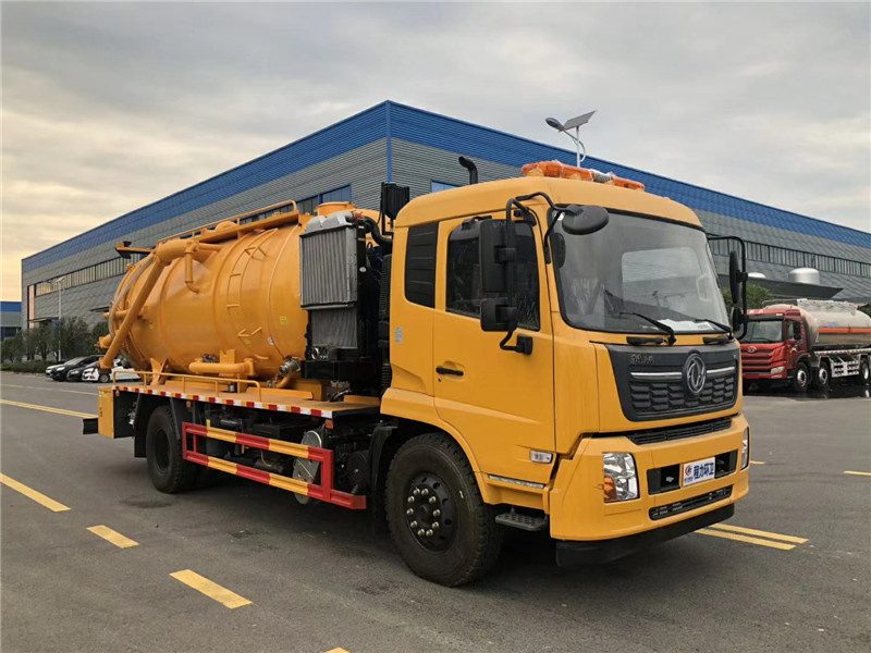 既可以吸污又能清洗的吸污車——東風柳汽乘龍H7國六26.55方清洗吸污車